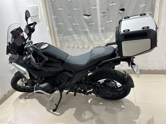 BMW R 1300 GS TRIPLE BLACK BMW R 1300 GS TRIPLE BLACK